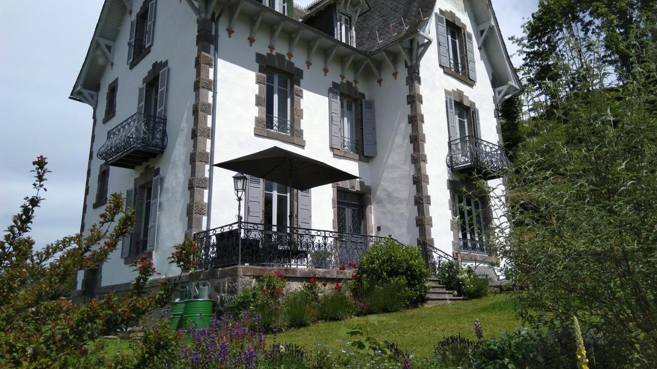 La Maison Normande Saint-Cirgues-de-Jordanne Exterior photo